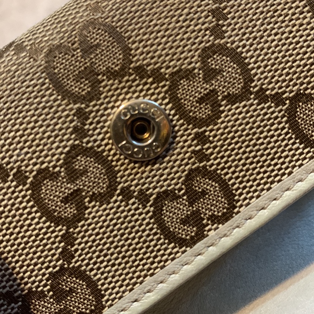 Vintage- Gucci key/ID Holder - Picture 9 of 12
